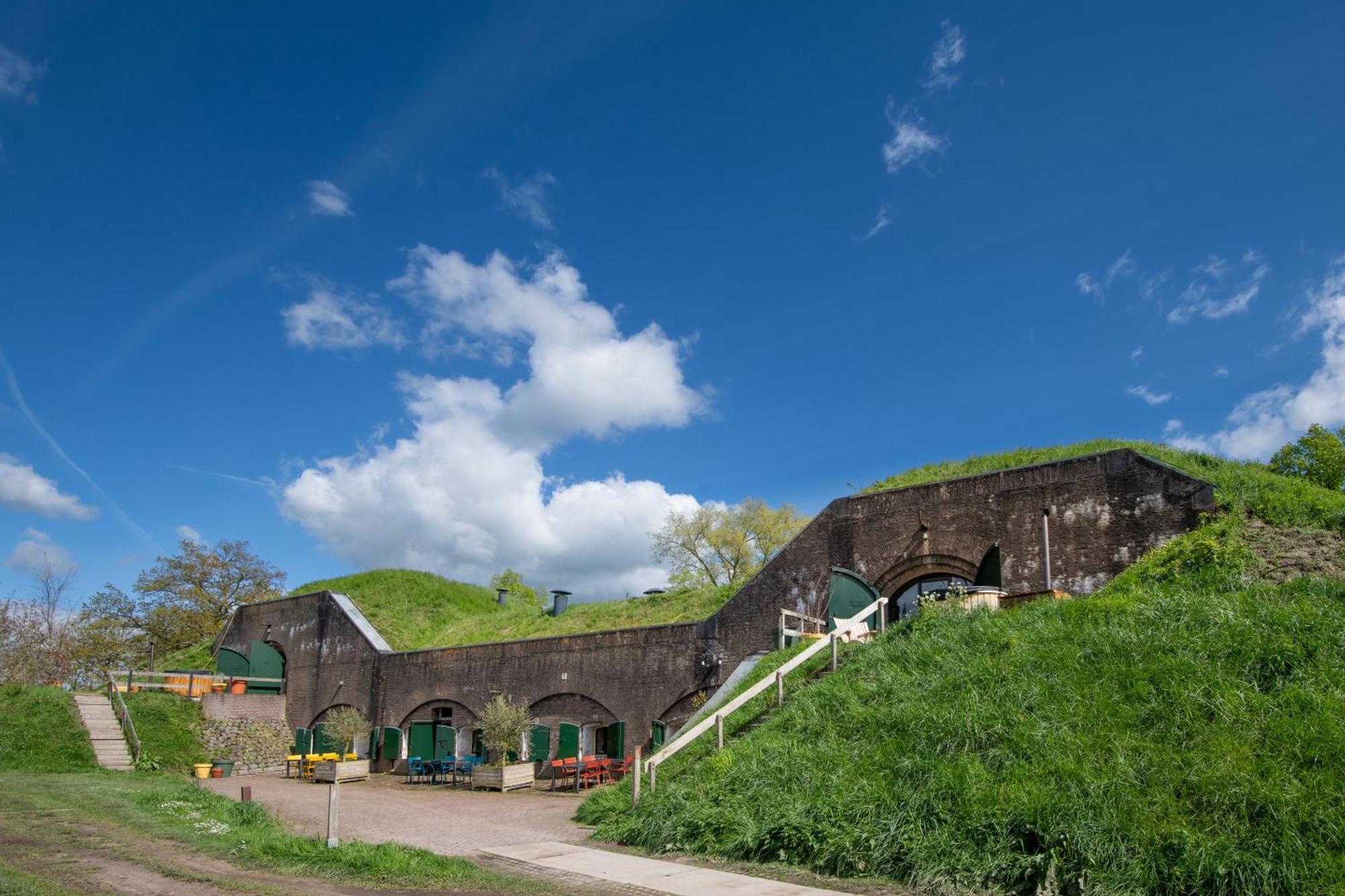 Fort Vuren Екстериор снимка