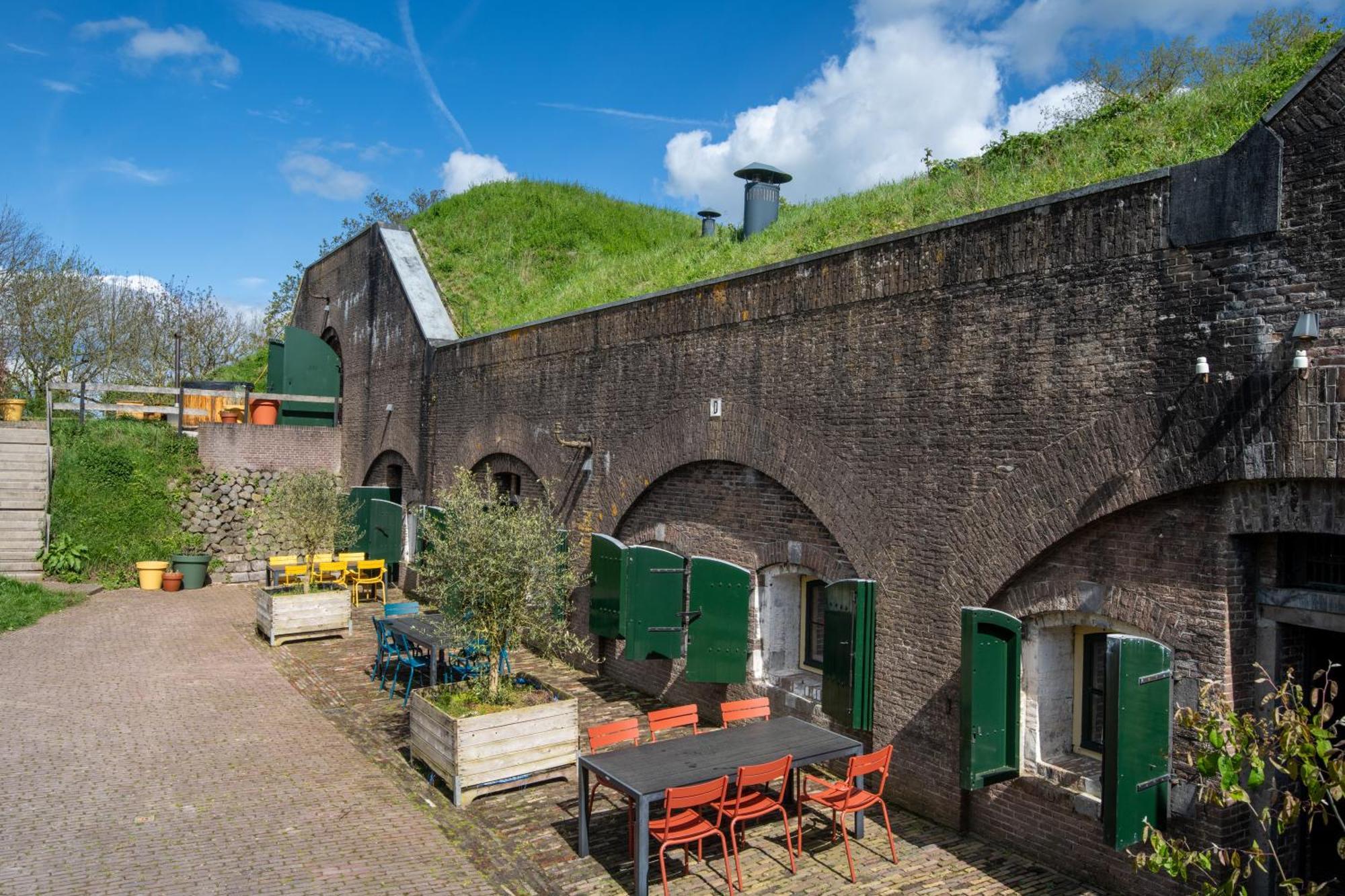 Fort Vuren Екстериор снимка
